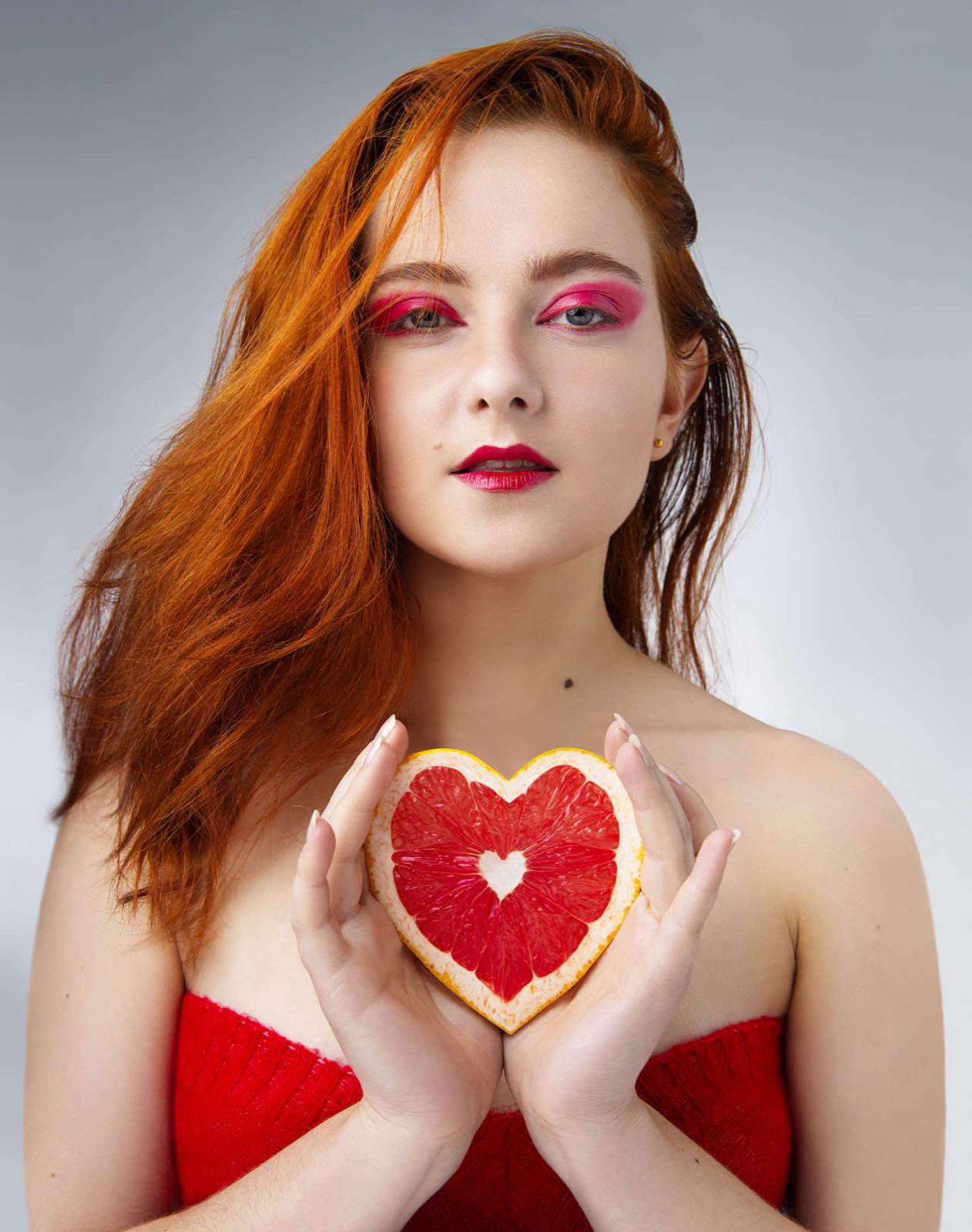 Portrait en lumière de studio, travail sur le regard, par Elio